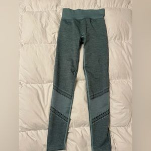 PINK seamless contour legging size small, green